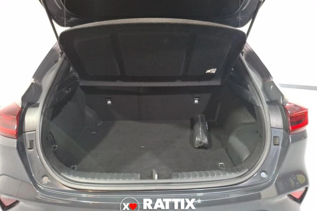 KIA XCeed 2022 1.6 gdi phev Style 141cv dct